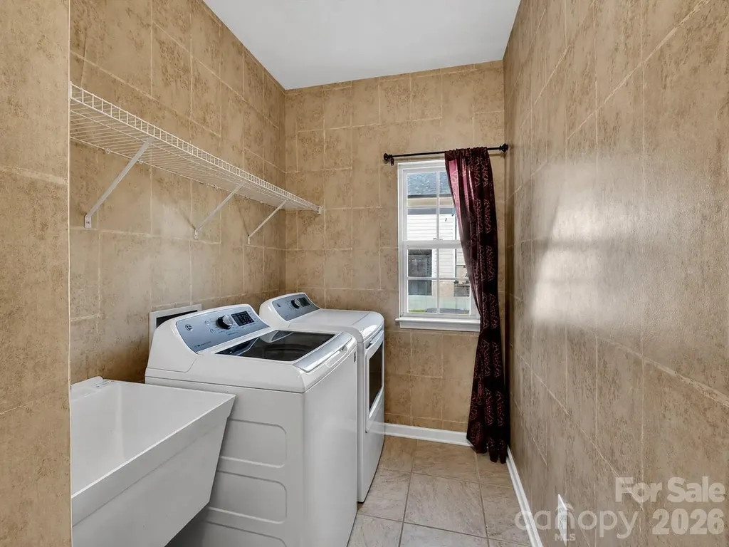 1788 Oakmont Drive Denver NC 28037