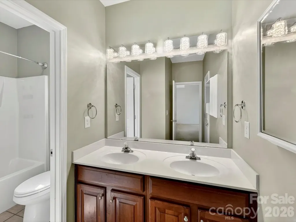 1788 Oakmont Drive Denver NC 28037