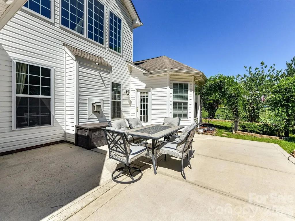 1788 Oakmont Drive Denver NC 28037