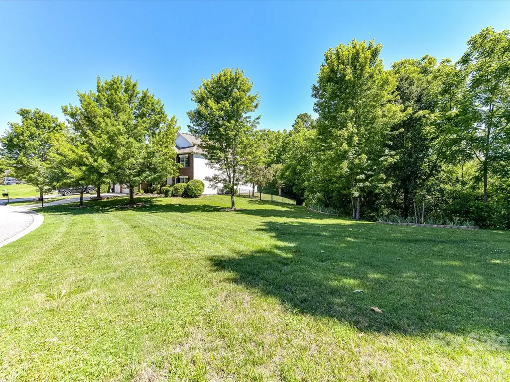 1788 Oakmont Drive Denver NC 28037