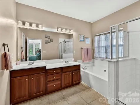 1788 Oakmont Drive Denver NC 28037
