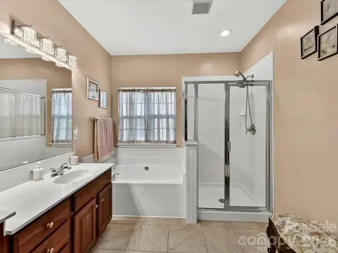 1788 Oakmont Drive Denver NC 28037