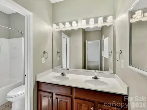 1788 Oakmont Drive Denver NC 28037