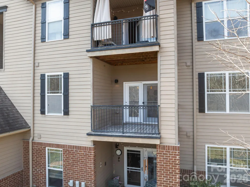 176 Brickton Village Circle Fletcher NC 28732