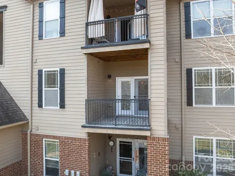 176 Brickton Village Circle Fletcher NC 28732