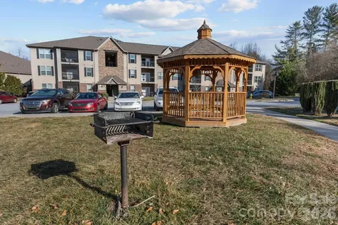 176 Brickton Village Circle Fletcher NC 28732