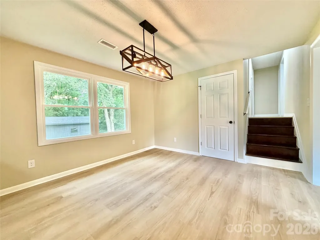303 Deal Avenue NE Conover NC 28613