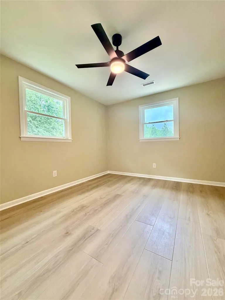 303 Deal Avenue NE Conover NC 28613