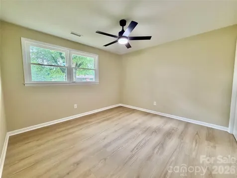 303 Deal Avenue NE Conover NC 28613