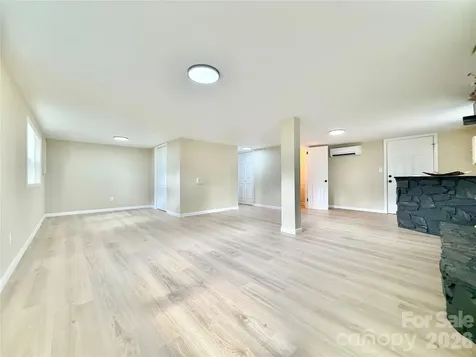 303 Deal Avenue NE Conover NC 28613