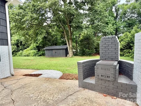 303 Deal Avenue NE Conover NC 28613