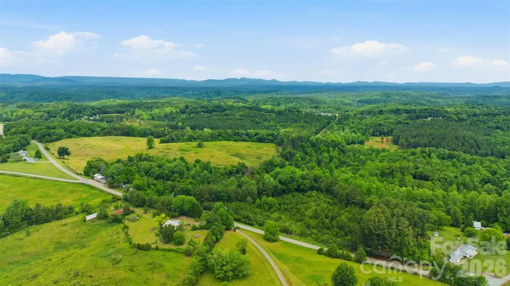 536 Pea Ridge Road Mill Spring NC 28756