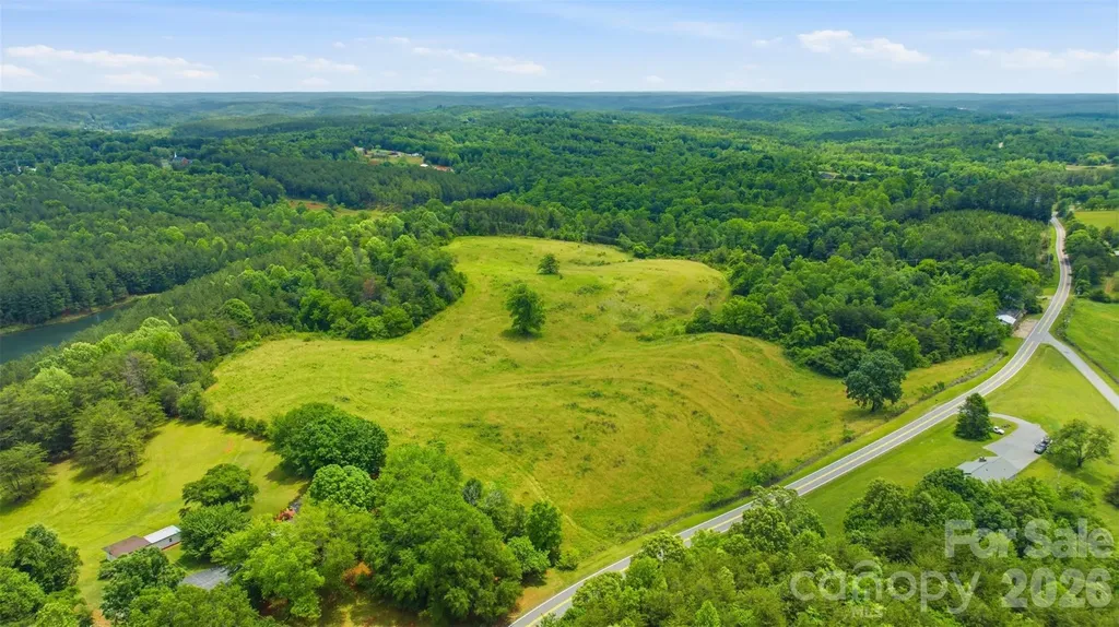 536 Pea Ridge Road Mill Spring NC 28756