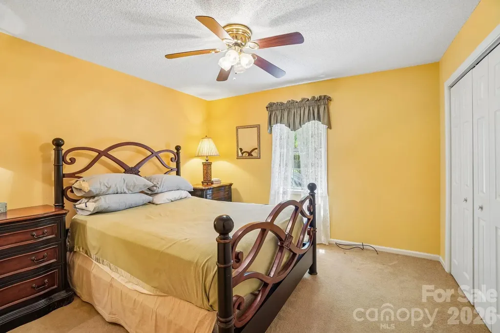 7 St. Andrews Drive Etowah NC 28729
