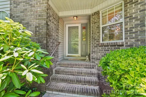 7 St. Andrews Drive Etowah NC 28729