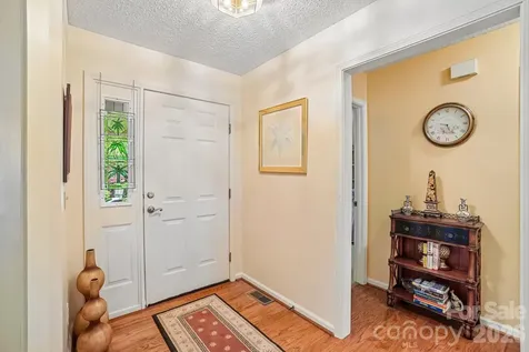 7 St. Andrews Drive Etowah NC 28729