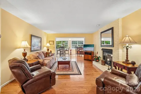 7 St. Andrews Drive Etowah NC 28729