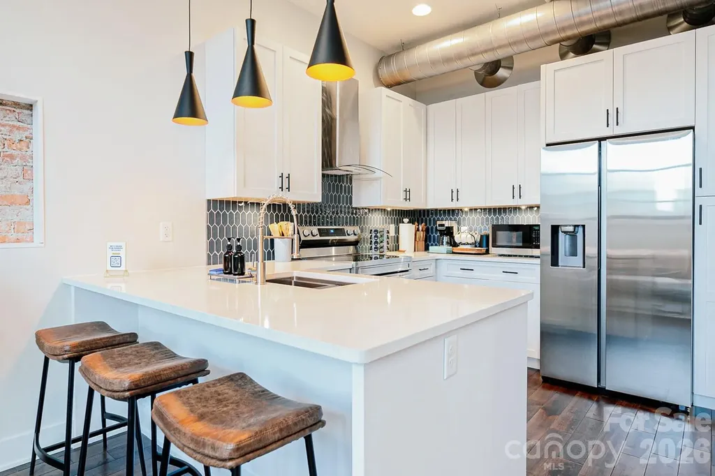 122 College Street Asheville NC 28801