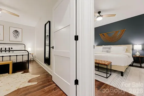 122 College Street Asheville NC 28801