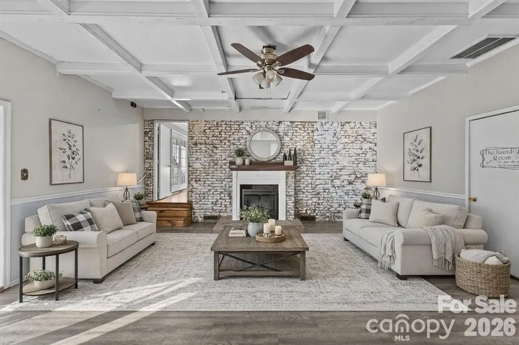 117 Robinson Avenue Matthews NC 28104