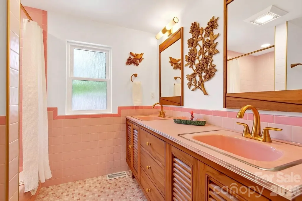 219 Flat Creek Road Black Mountain NC 28711