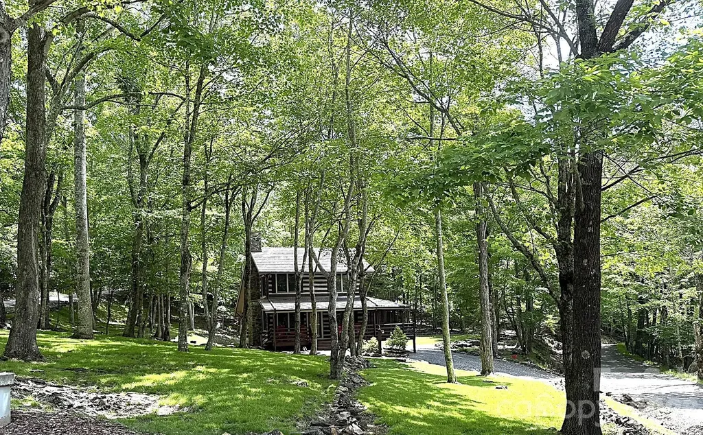 123 Gorge Overlook Road Todd NC 28684