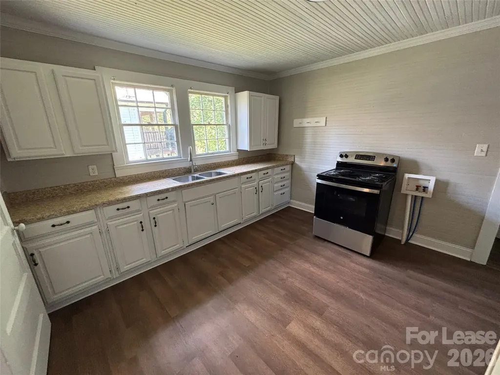 210 Basin Avenue Kannapolis NC 28083