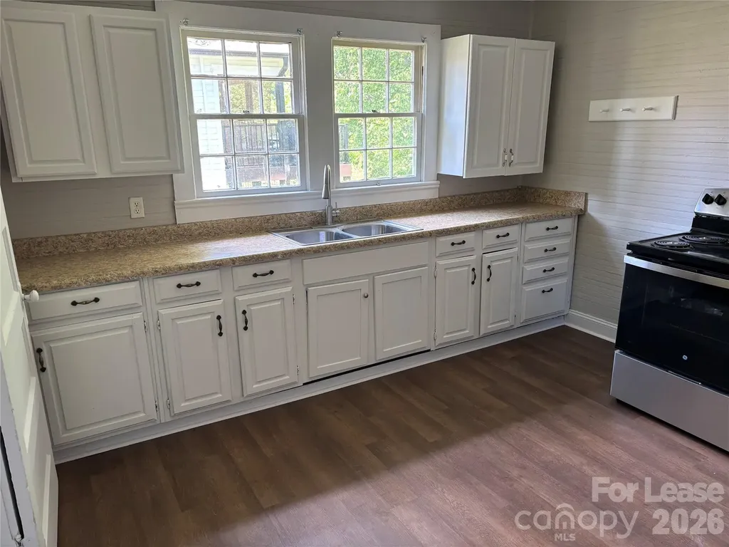 210 Basin Avenue Kannapolis NC 28083
