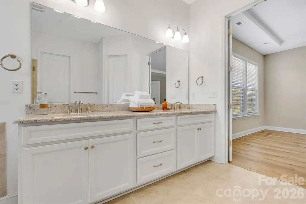 8091 Woodline Lane Denver NC 28037