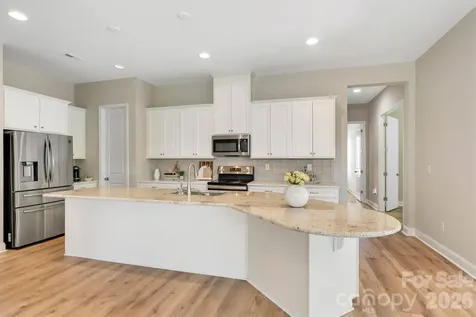 8091 Woodline Lane Denver NC 28037