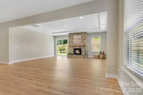 8091 Woodline Lane Denver NC 28037