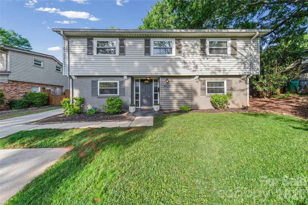 4220 Firwood Lane Charlotte NC 28209