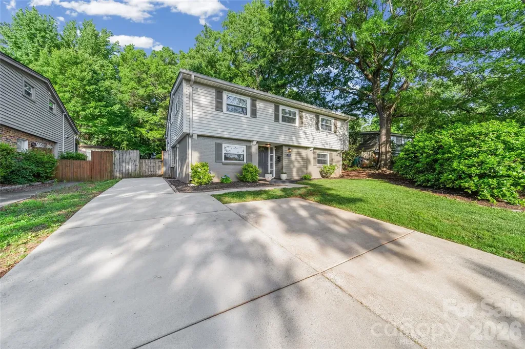 4220 Firwood Lane Charlotte NC 28209