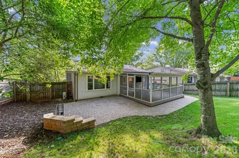 4220 Firwood Lane Charlotte NC 28209