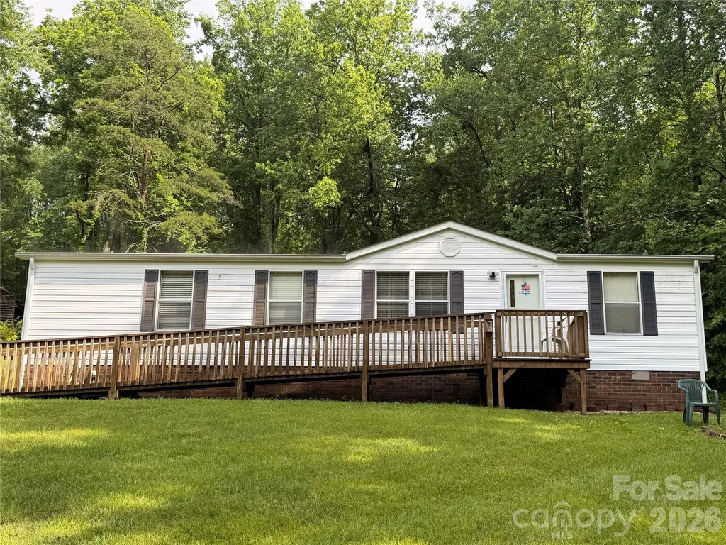 5493 Harris Farm Road Hickory NC 28602