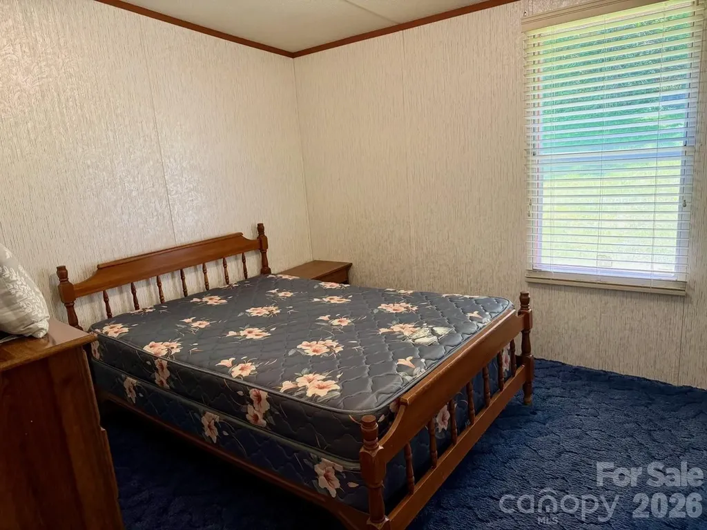 5493 Harris Farm Road Hickory NC 28602