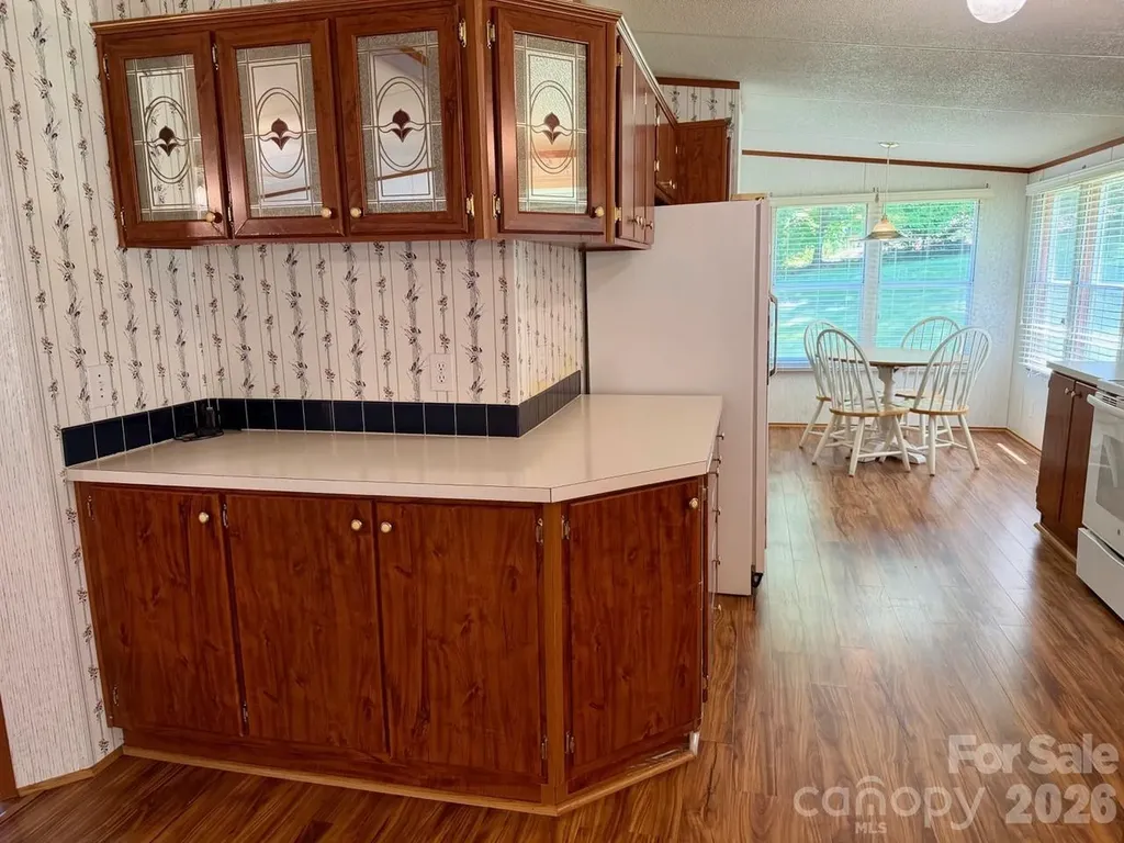 5493 Harris Farm Road Hickory NC 28602