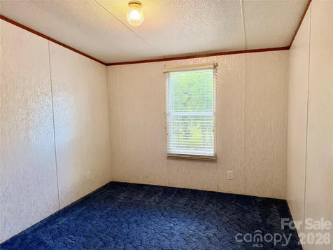 5493 Harris Farm Road Hickory NC 28602