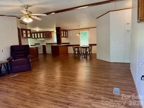 5493 Harris Farm Road Hickory NC 28602