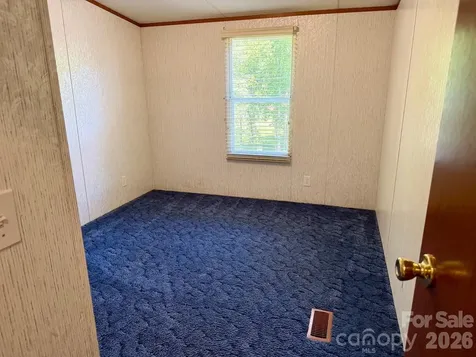 5493 Harris Farm Road Hickory NC 28602