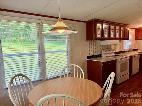 5493 Harris Farm Road Hickory NC 28602