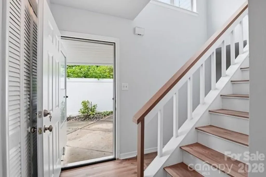 7031 Stonington Lane Charlotte NC 28227