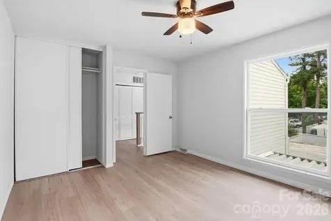 7031 Stonington Lane Charlotte NC 28227