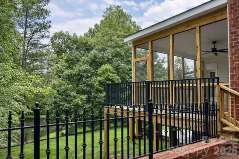9220 Holly Hill Farm Road Charlotte NC 28277