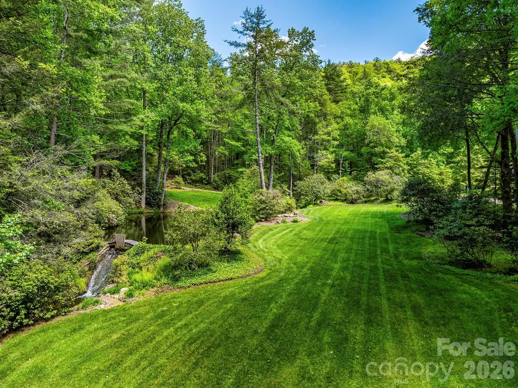 1213 Bull Pen Road Cashiers NC 28717