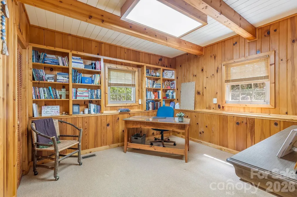 1213 Bull Pen Road Cashiers NC 28717