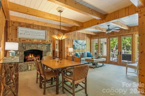 1213 Bull Pen Road Cashiers NC 28717