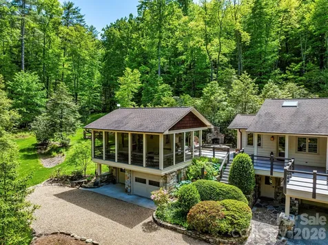 1213 Bull Pen Road Cashiers NC 28717