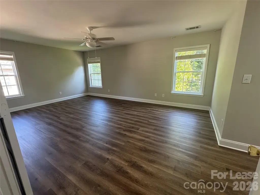 10921 Rousay Road Charlotte NC 28278