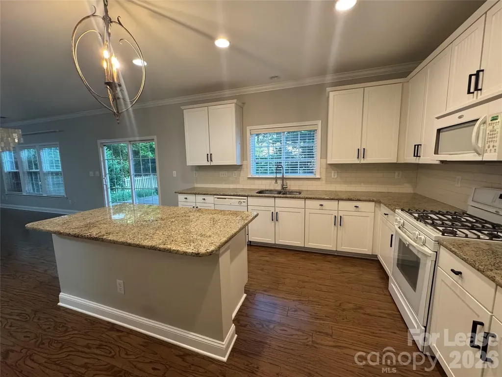 10921 Rousay Road Charlotte NC 28278